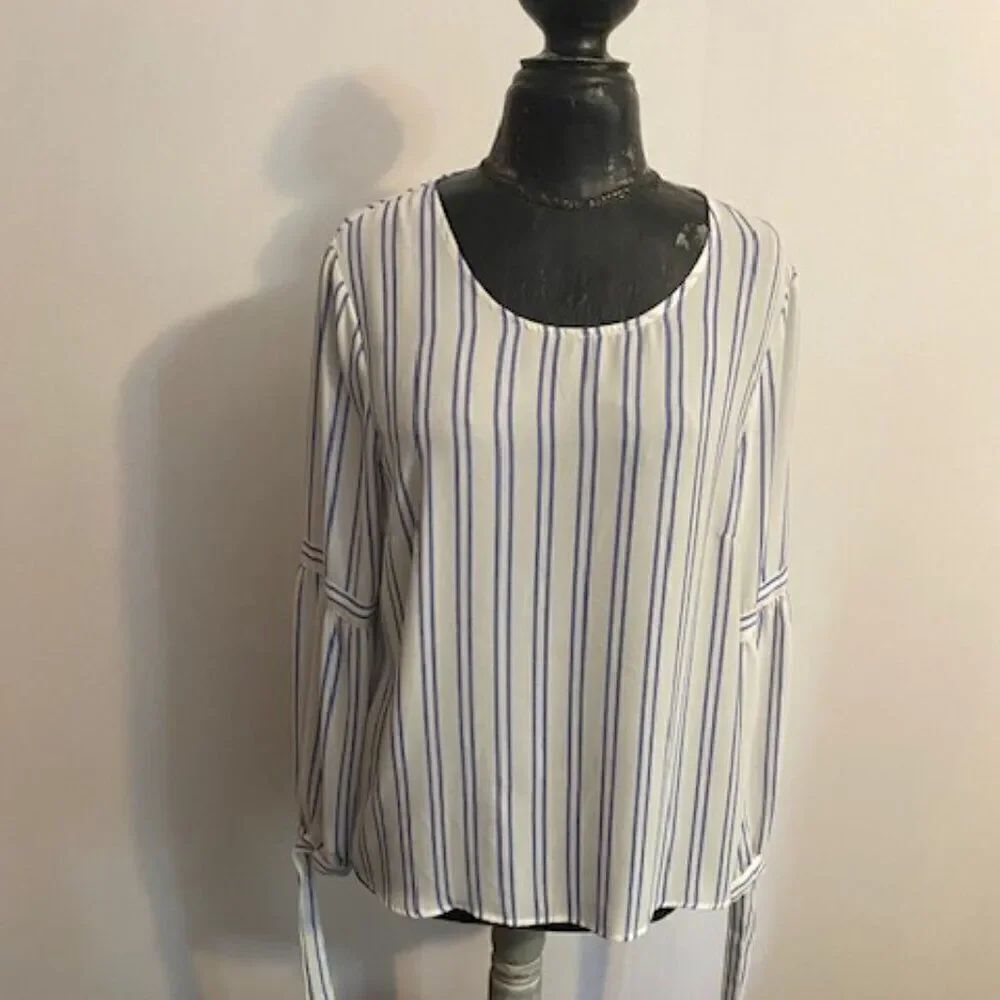 Rose + Olive White Blue stripes tie sleeves blouse, size L